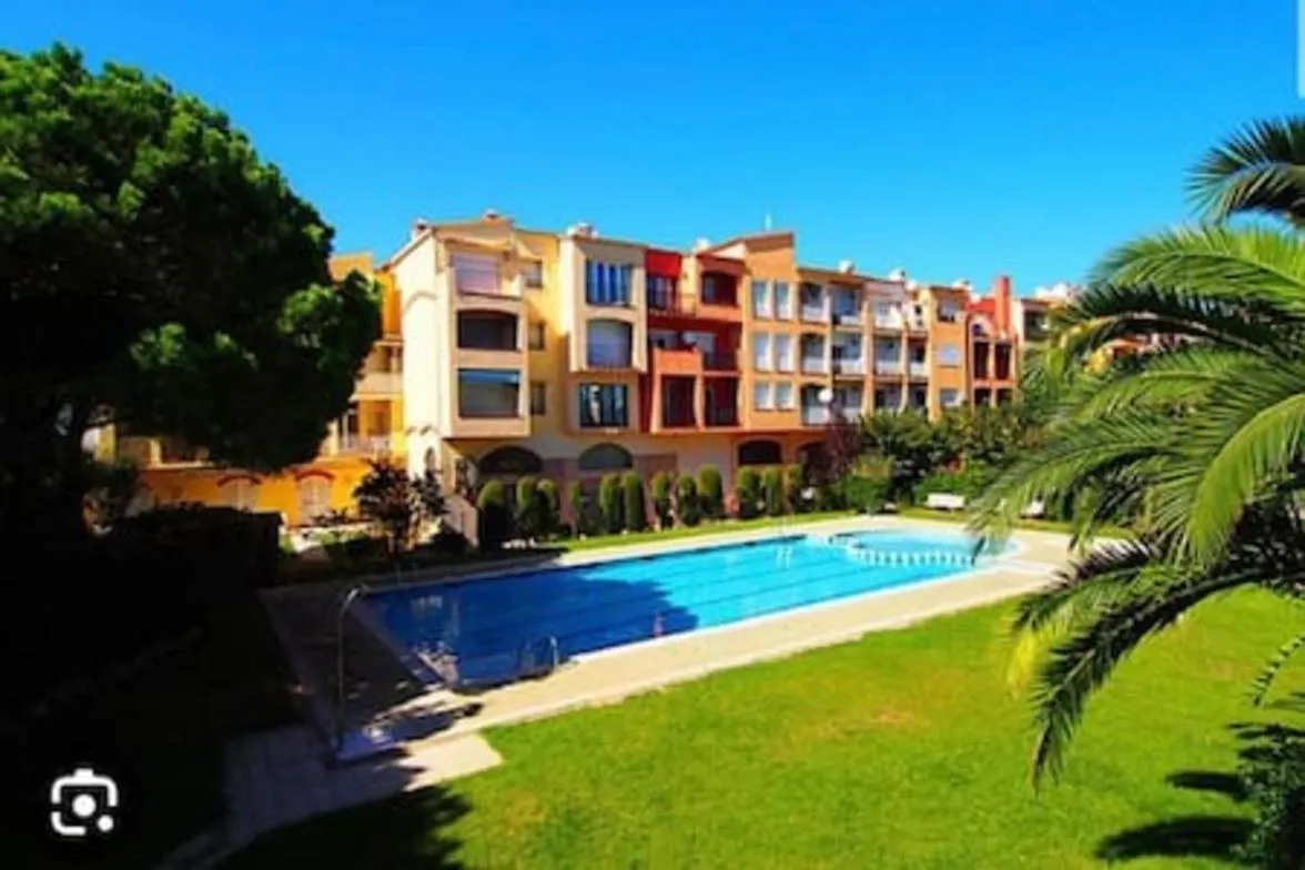 Apto. Con Piscinas A 150M Playa Empuriabrava
